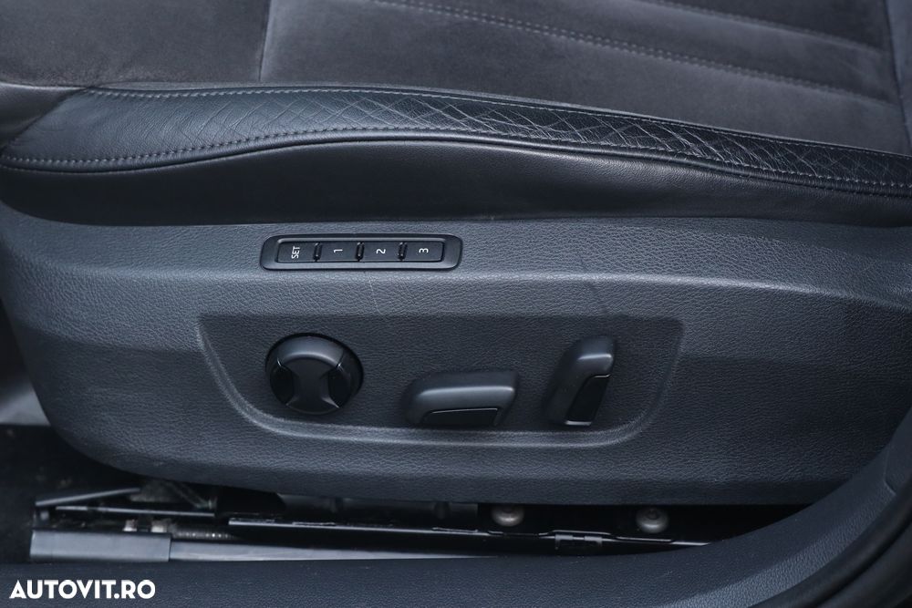 Skoda Superb 2.0 TDI Active - 23