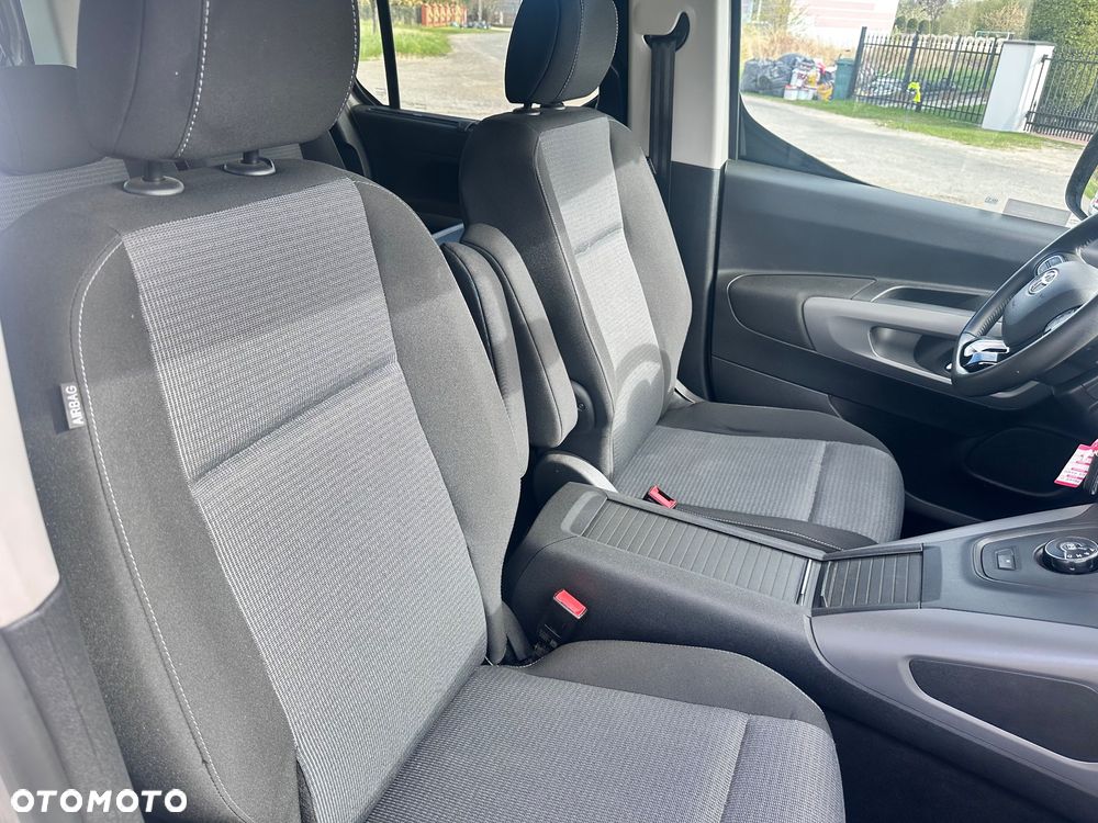 Toyota Proace City Verso 1.2 D-4T Family - 19
