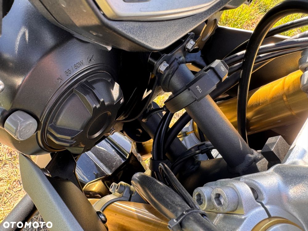 Triumph Tiger - 22