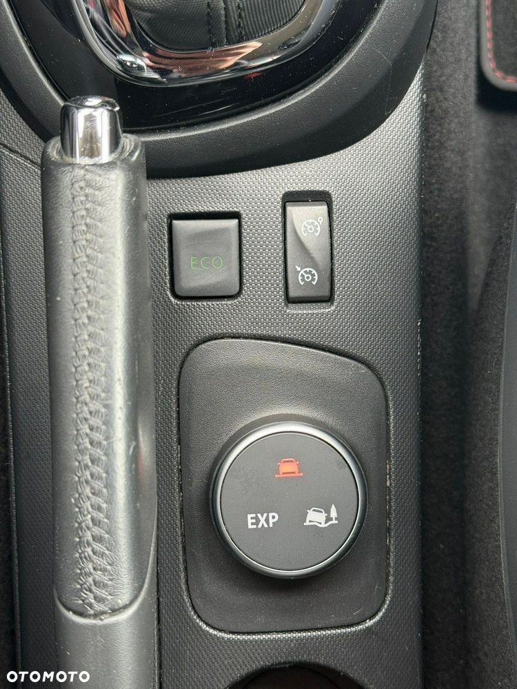 Renault Captur dCi 90 EDC Helly Hansen - 33