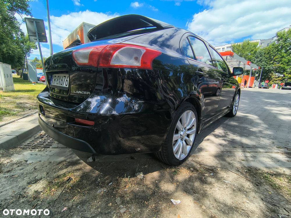 Mitsubishi Lancer 1.8 Intense - 18