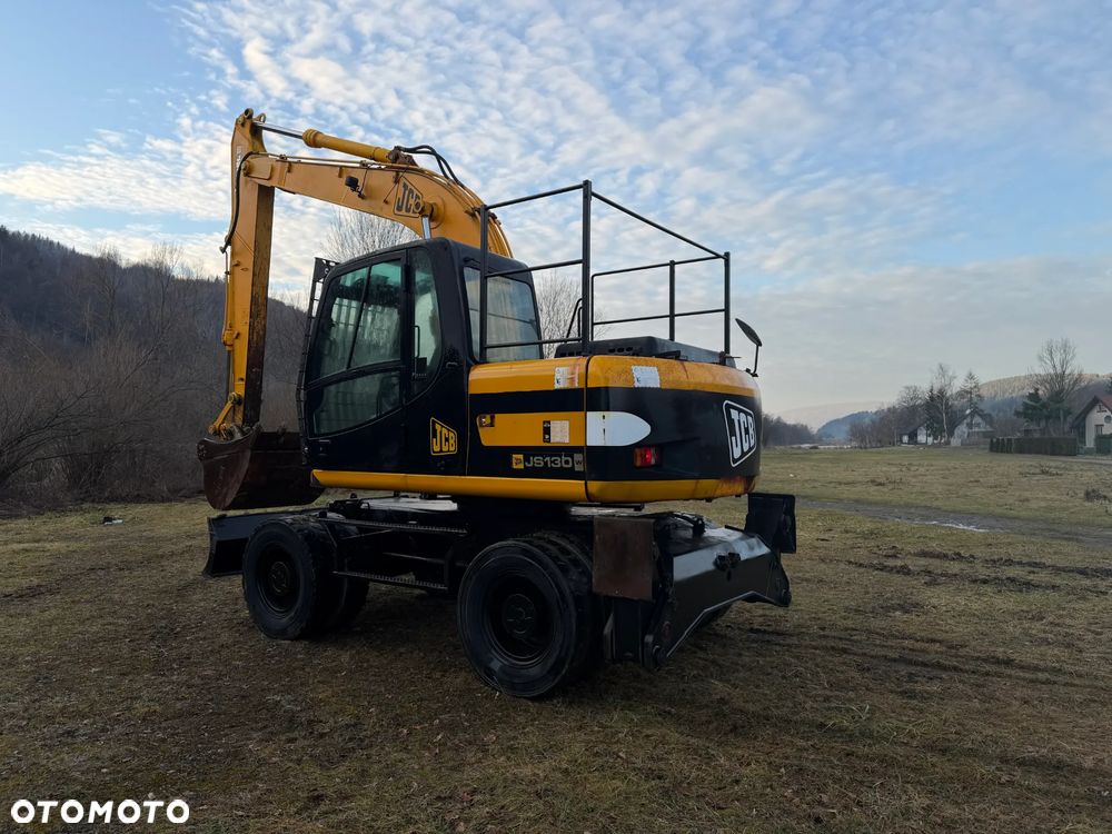 JCB JS130W Koparka Kołowa 13ton z Łapami podporami Hydr.! Najlepszy niezawodny Silnik ISUZU 105 KM. Długie ramię PLUS. Sprowadzona z Norwegii Pracowała przy śmieciach! ZADBANA bez luzów i wycieków! KLIMA. Zamki na tłokach. Potężna moc! Okazja TANIO! - 3