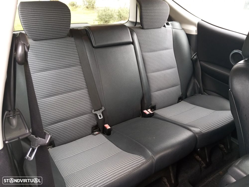 Mercedes-Benz A 160 - 38