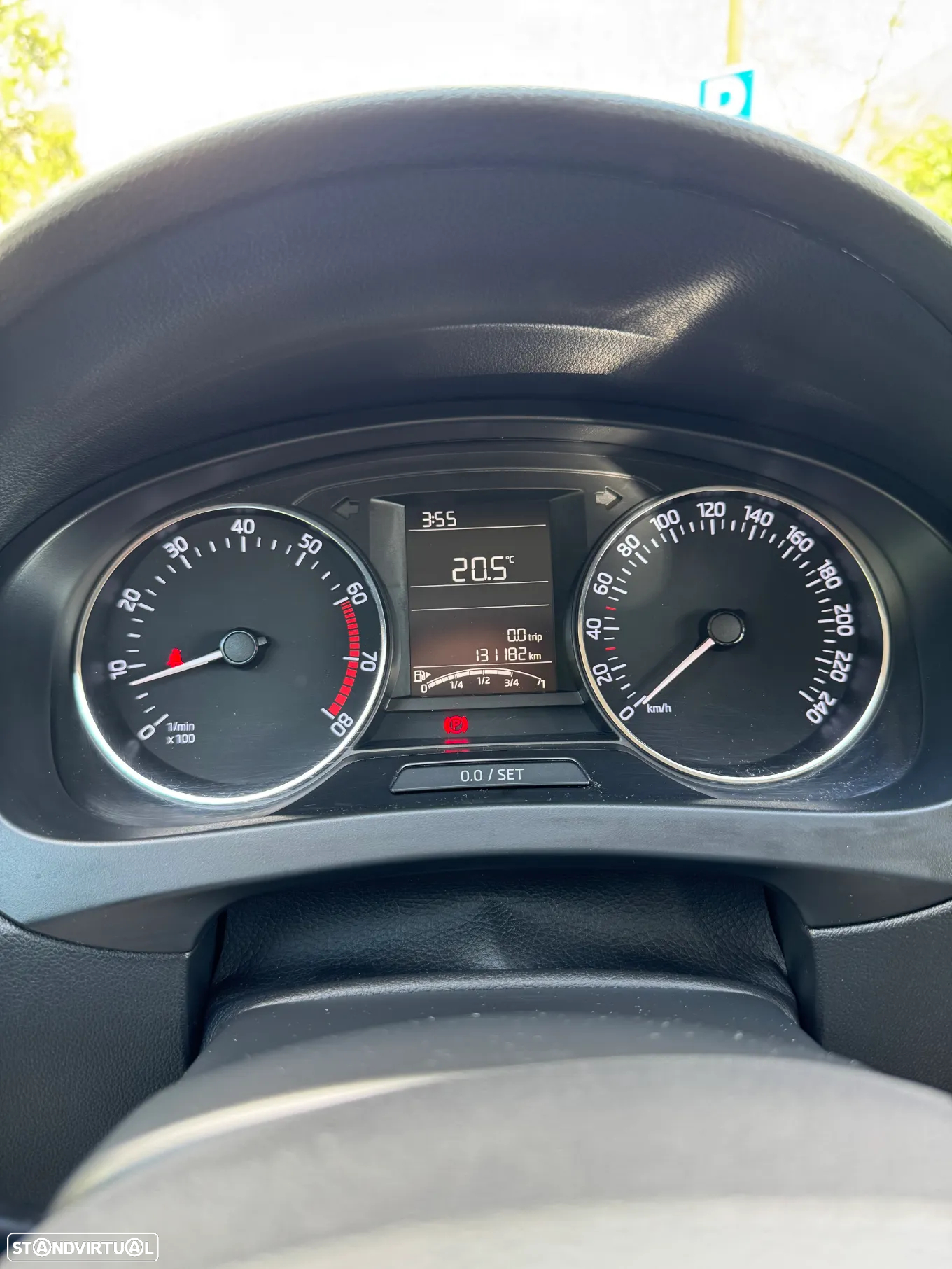 Skoda Rapid 1.2 TSI Active - 10