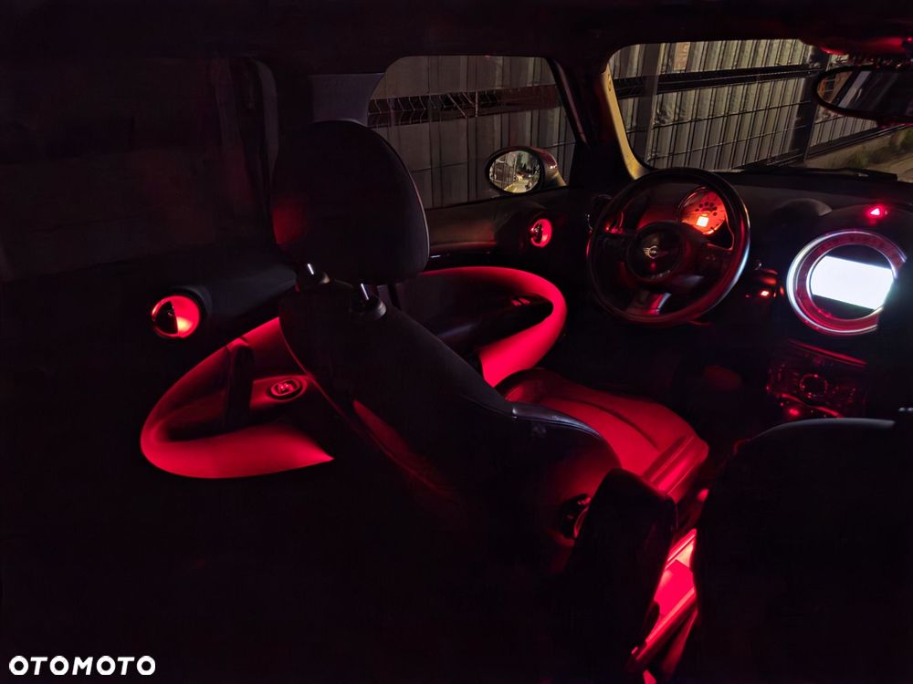 MINI Countryman Cooper D - 25