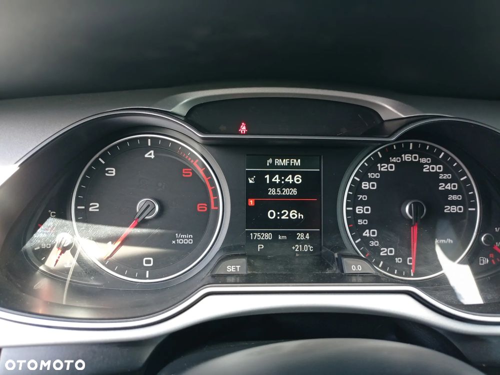 Audi A4 Limousine 2.0 TDI DPF clean diesel multitronic S line Sportpaket - 10