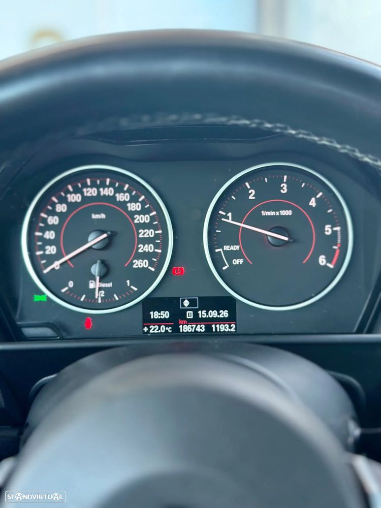 BMW 218 d Coupe Pack M - 17