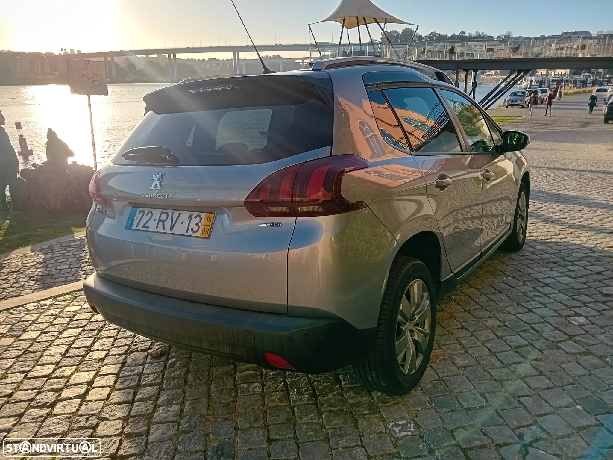 Peugeot 2008 1.6 BlueHDi Style - 34