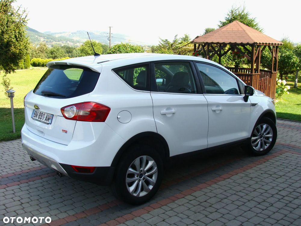 Ford Kuga 2.0 TDCi 4x4 Titanium - 3
