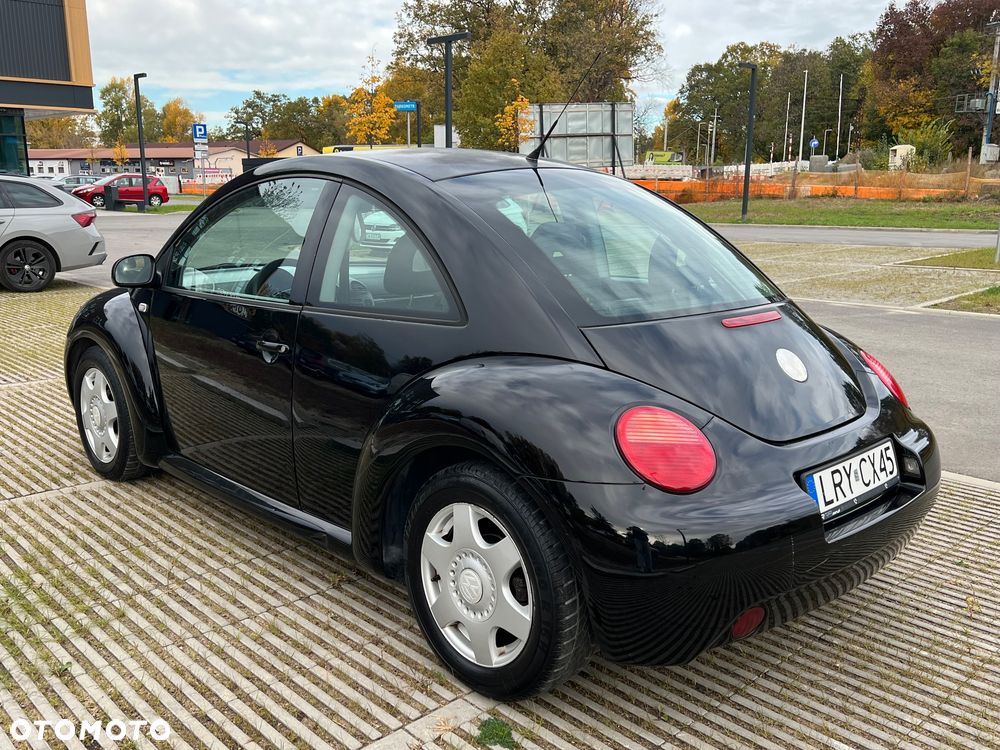 Volkswagen New Beetle 2002 photo 3