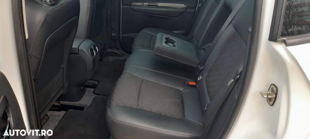 Peugeot 3008 PureTech 130 Stop & Start Allure - 12