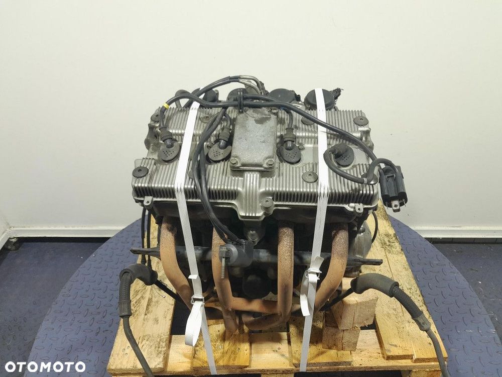 SUZUKI GSX 600FW SILNIK - 3