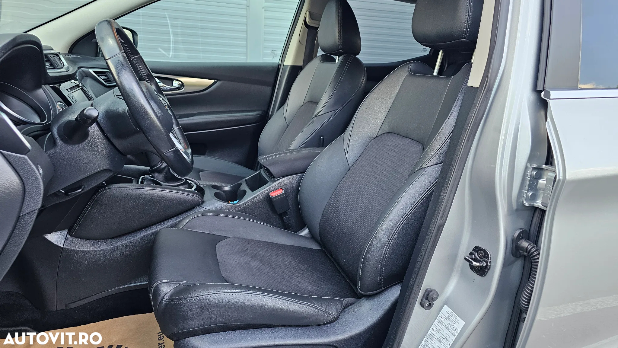 Nissan Qashqai 1.6 DCI Start/Stop X-TRONIC Tekna - 12