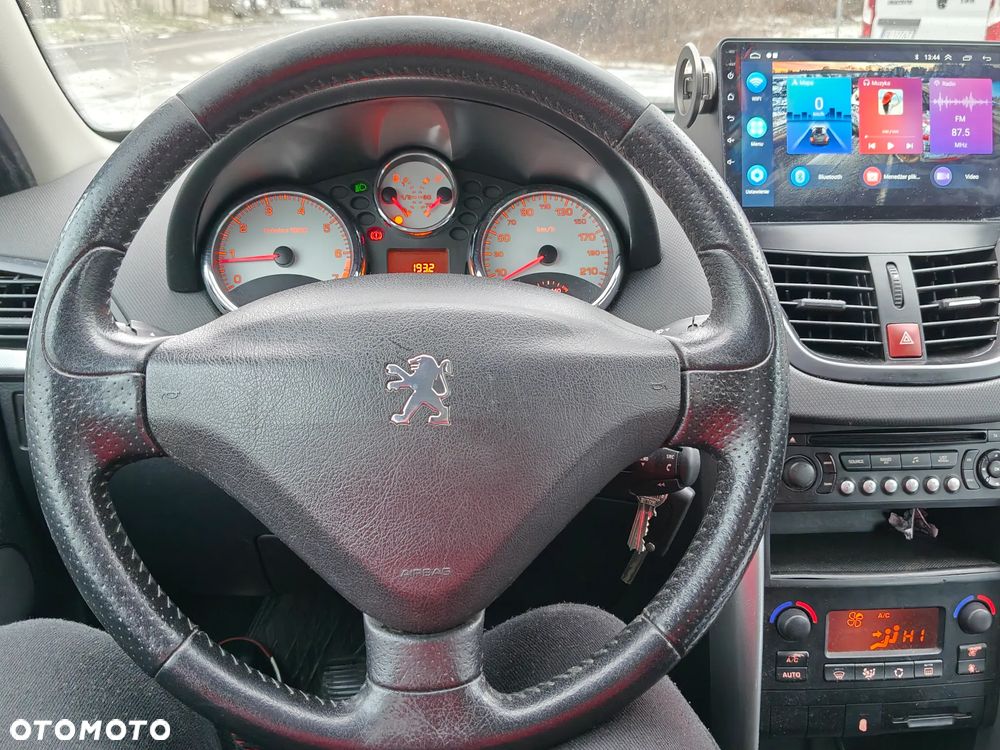 Peugeot 207 90 Tendance - 21