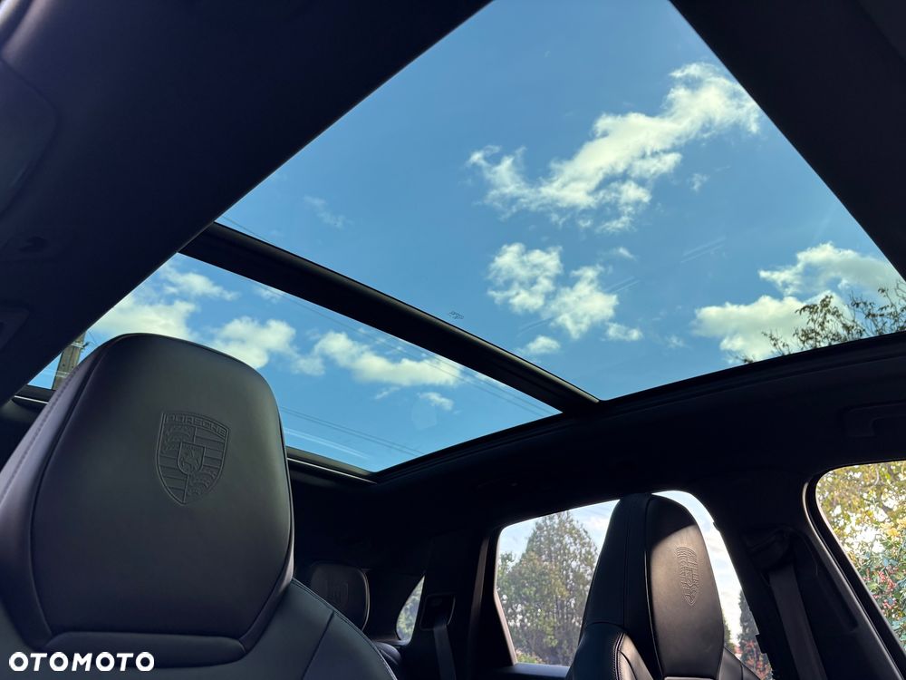 Porsche Cayenne E-Hybrid Platinum Edition - 22