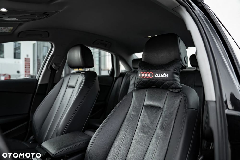 Audi A4 Limousine - 15