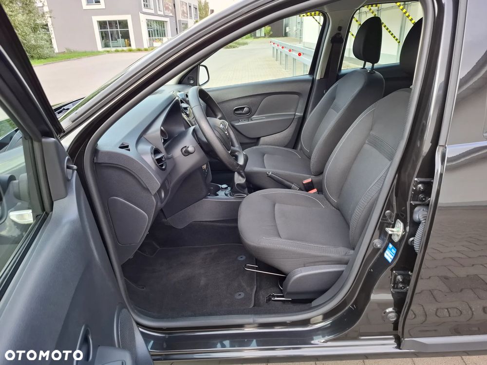 Dacia Logan 1.2 16V 75 Laureate - 19