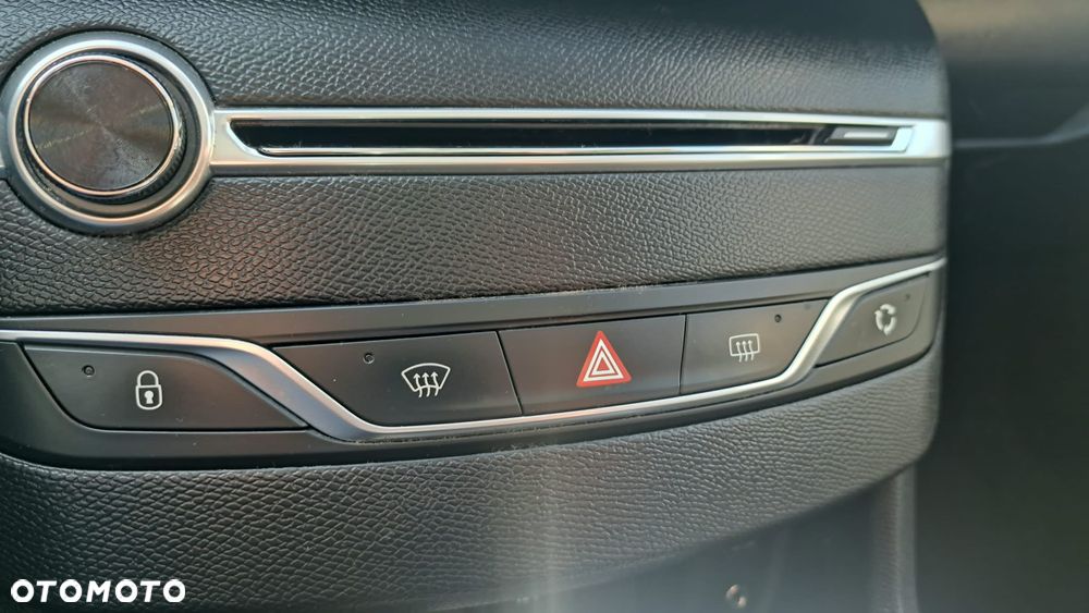 Peugeot 308 - 22