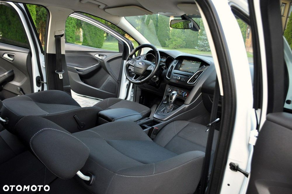 Ford Focus - 23