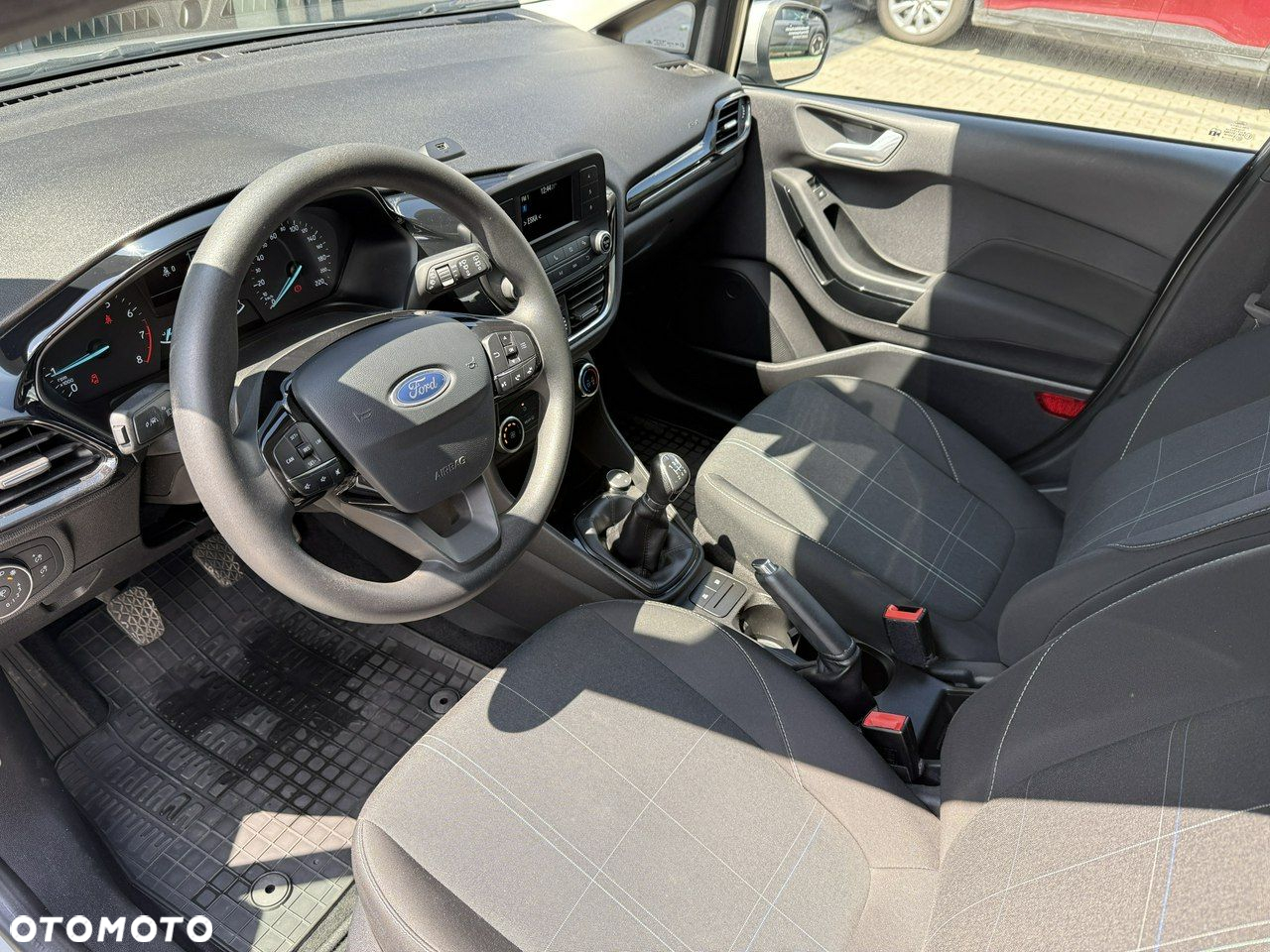 Ford Fiesta - 7