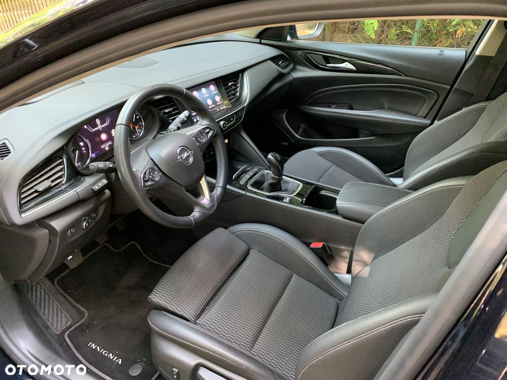 Opel Insignia - 10