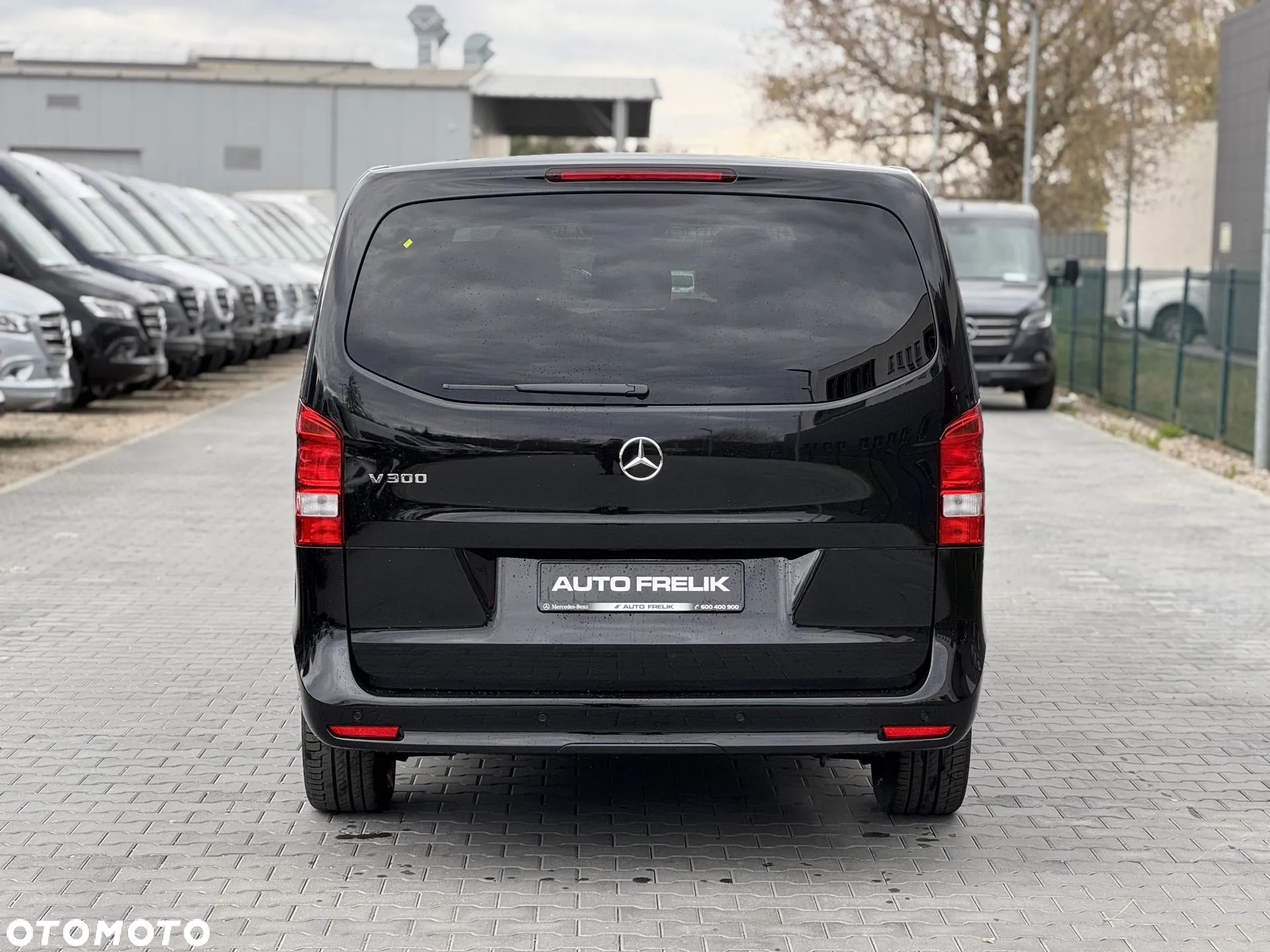 Mercedes-Benz Klasa V - 6