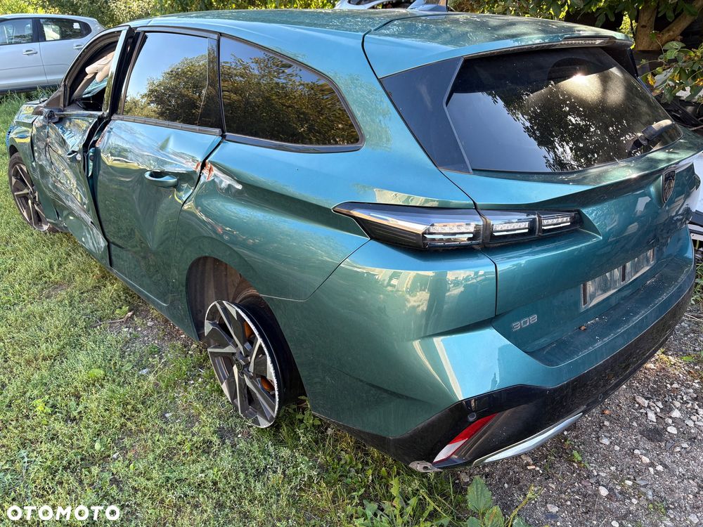 Peugeot 308 1.2 PureTech Allure S&S EAT8 - 5