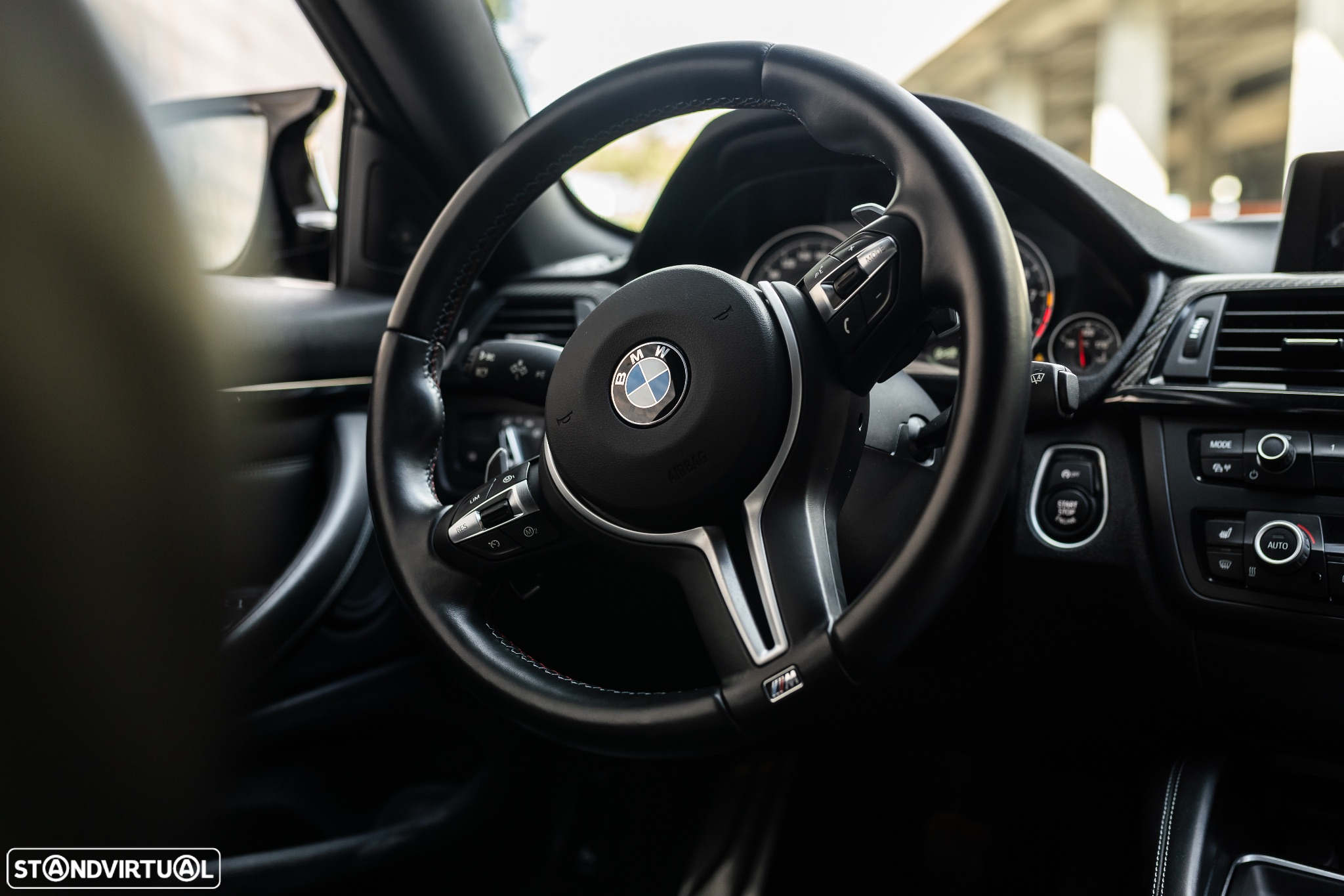 BMW M4 Coupe DKG - 18