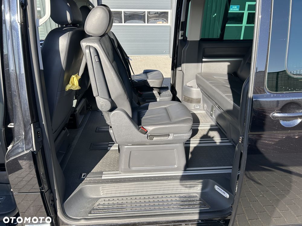 Volkswagen Multivan - 15