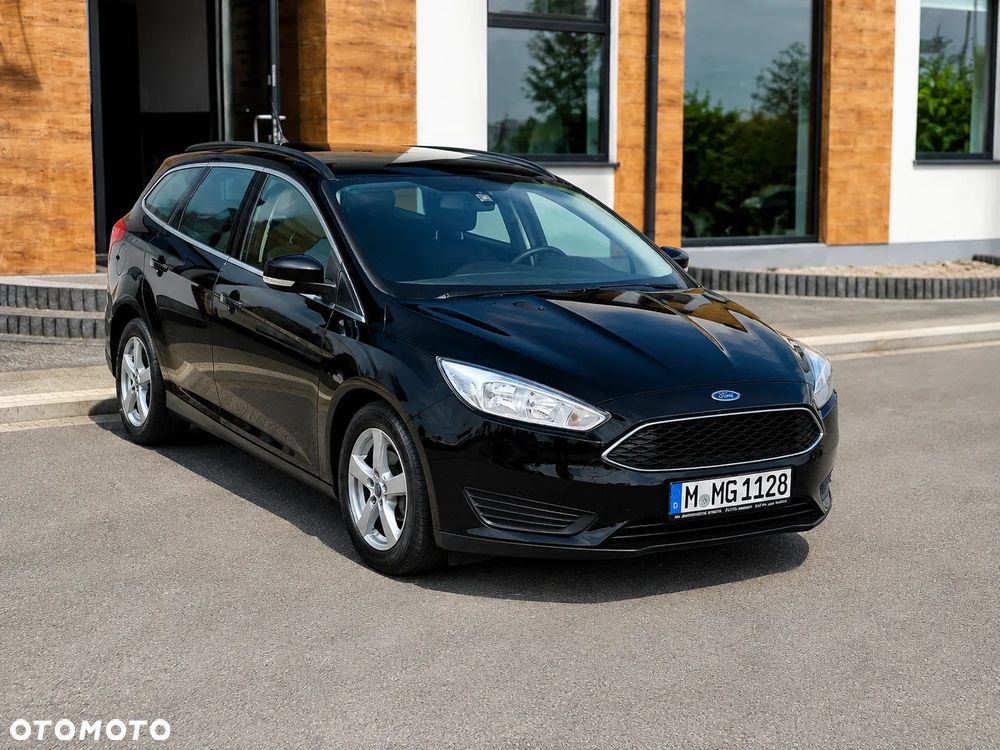 Ford Focus 1.0 EcoBoost Start-Stopp-System TITANIUM STYLE - 1