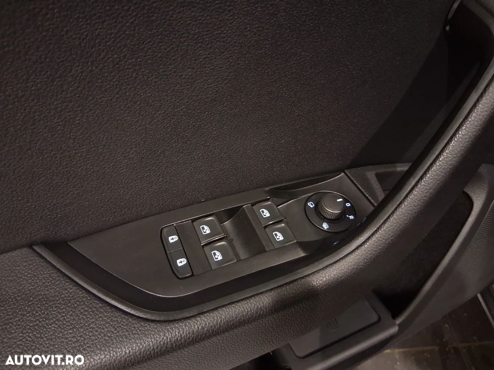 Skoda Superb 2.0 TDI DSG Ambition - 11