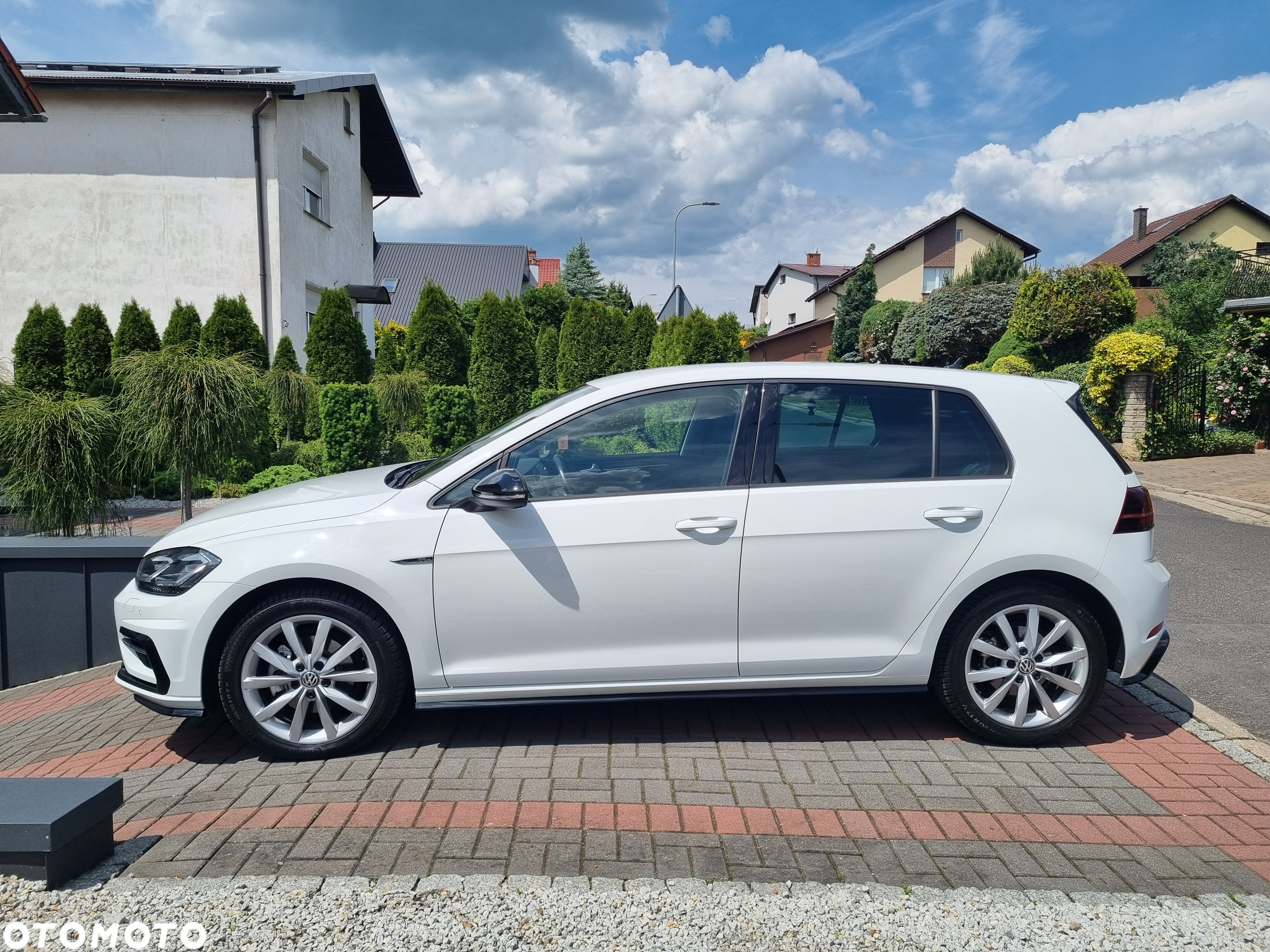 Volkswagen Golf 2.0 TDI (BlueMotion Technology) Highline - 4