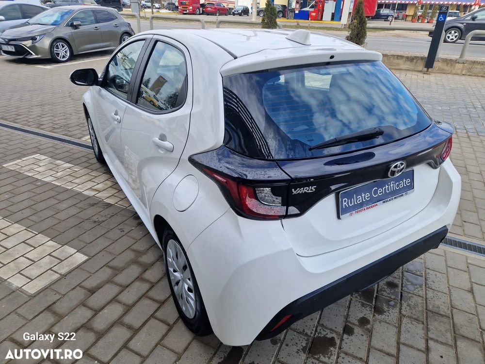 Toyota Yaris 1.5 MT Active - 9