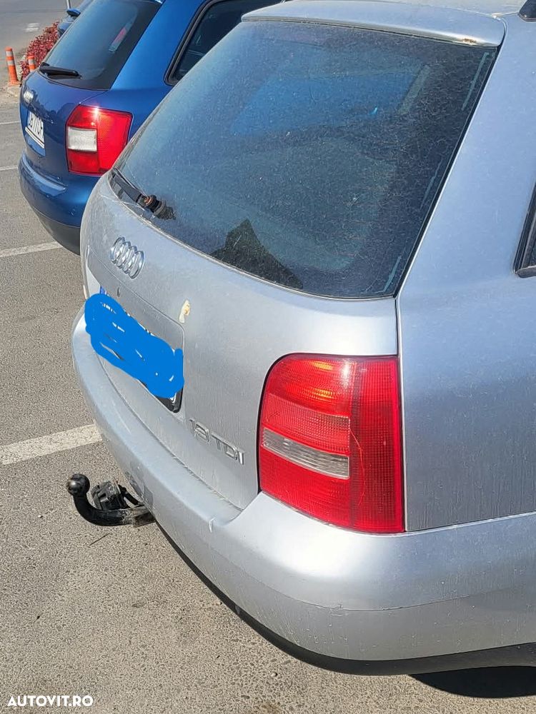Audi A4 Avant - 1