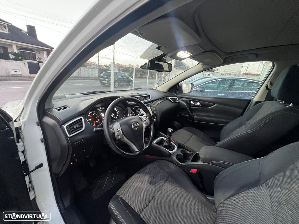 Nissan Qashqai 1.5 dCi DPF acenta - 9