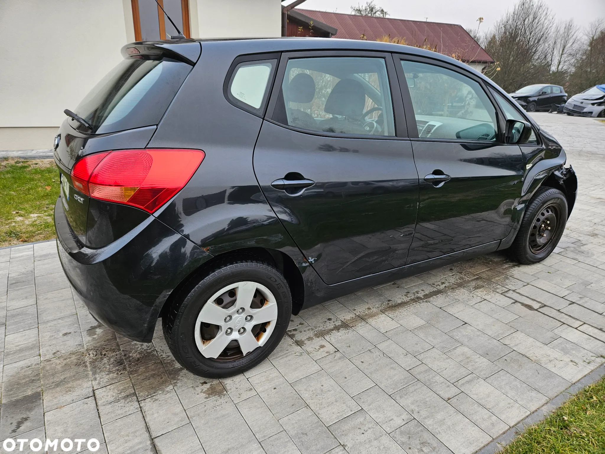 Kia Venga - 4