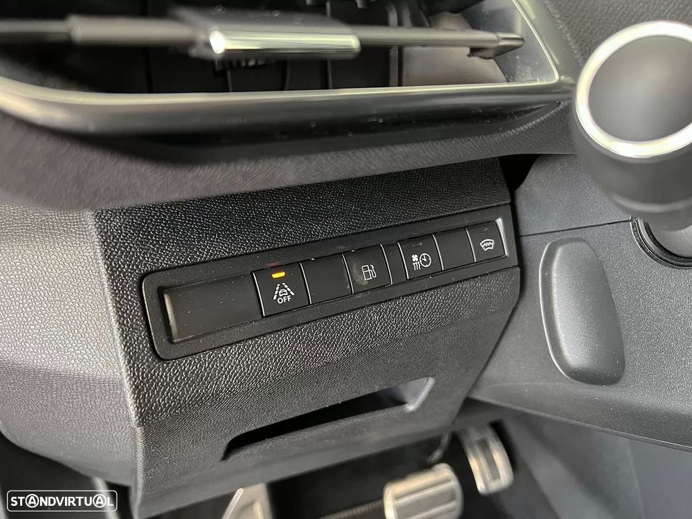 Peugeot 3008 1.6 Hybrid Allure Pack e-EAT8 - 22
