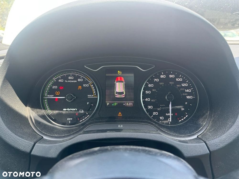 Audi A3 Sportback - 16