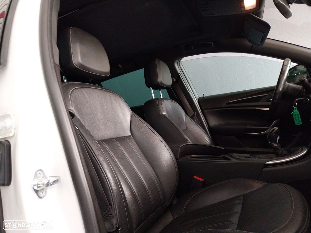 Opel Insignia Sports Tourer 2.0 CDTi Sport S/S - 16