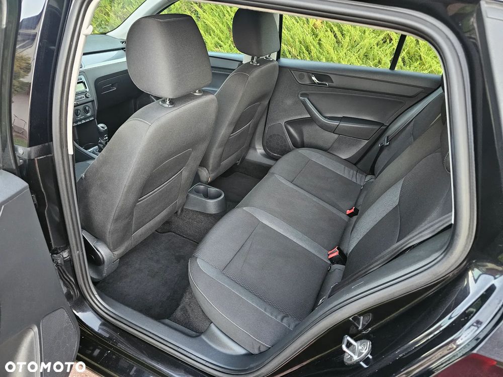 Skoda RAPID 1.6 TDI Ambition - 24