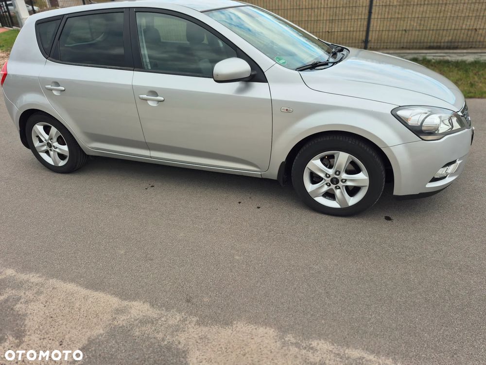 Kia Ceed 1.4 CVVT Vision - 8