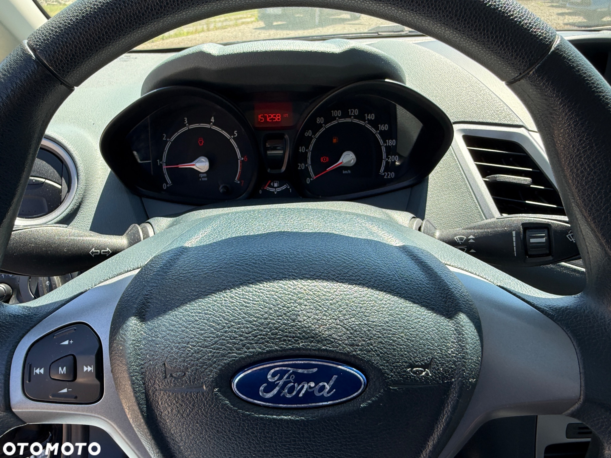 Ford Fiesta 1.25 Trend - 14