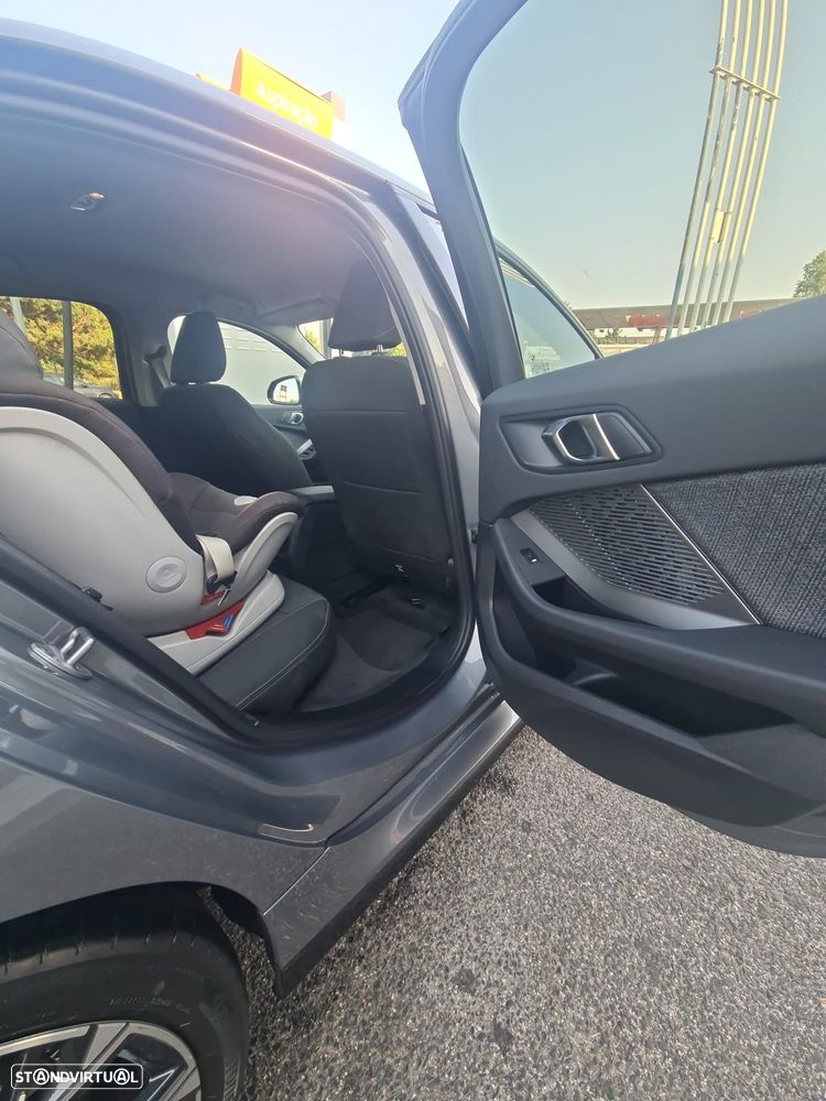 BMW 116 Pack Desportivo M — fotografia 19
