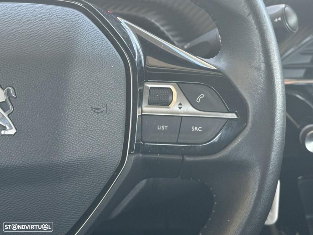 Peugeot 2008 1.2 PureTech Active - 14