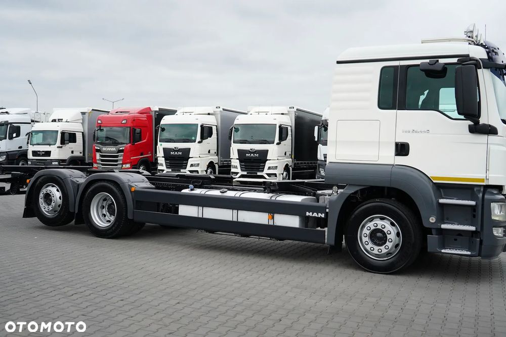 MAN TGS / 26.440 / E 5 / RETARDER / PEŁNY ADR / BDF / 7,15 M , 7,45 M / OŚ SKRĘTNA - 27