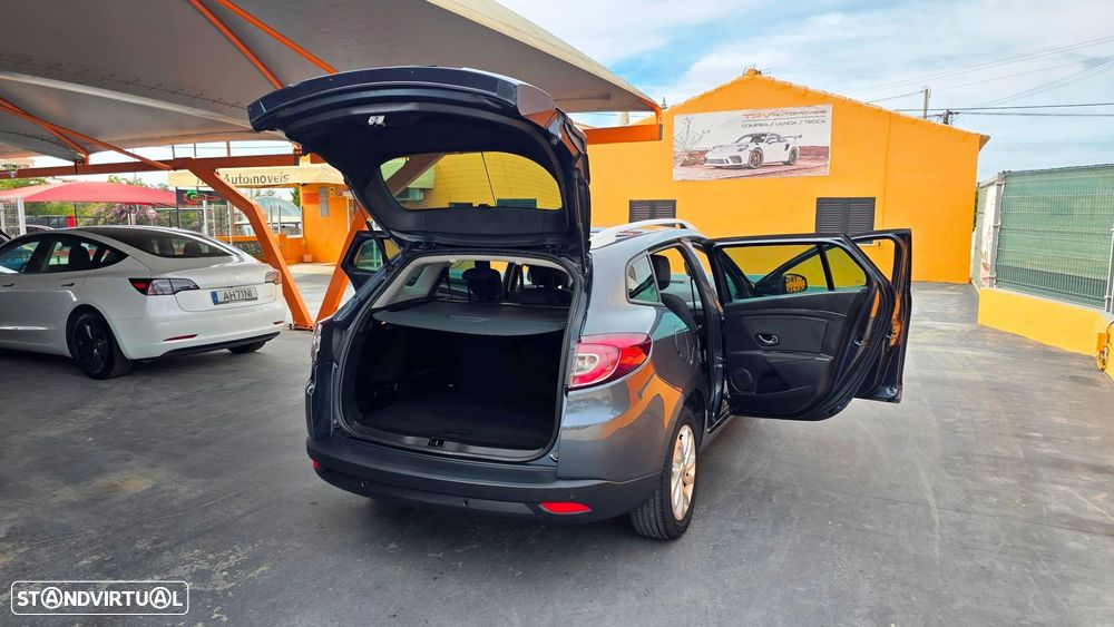 Renault Mégane Sport Tourer 1.5 dCi Limited SS - 14