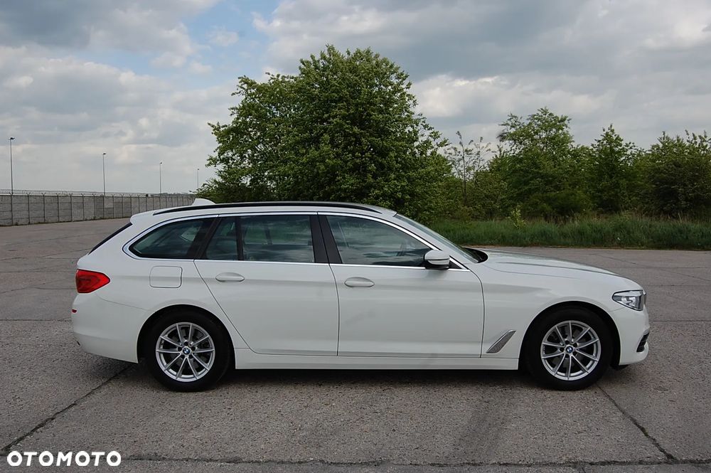 BMW Seria 5 520d - 4