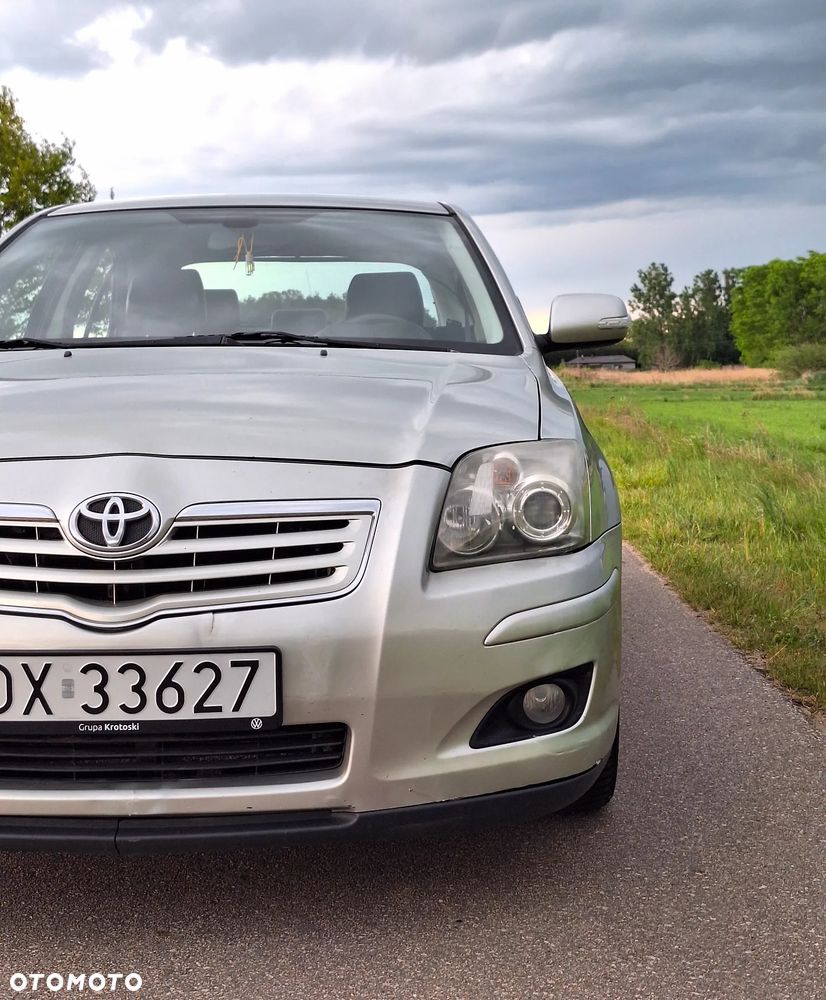 Toyota Avensis 2.2 D-4D Prestige - 36