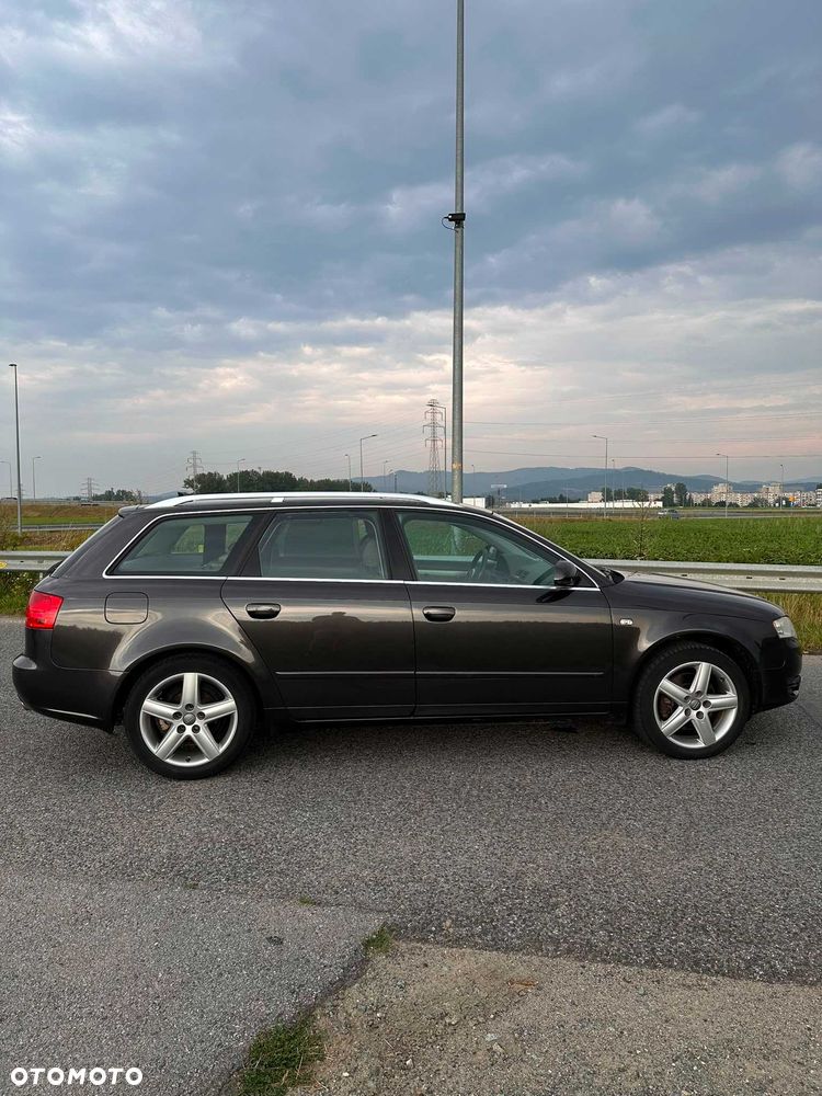 Audi A4 Avant - 2