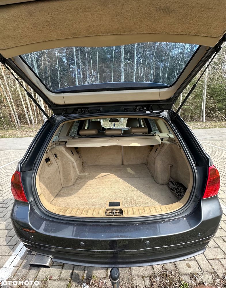 BMW Seria 3 320d - 9